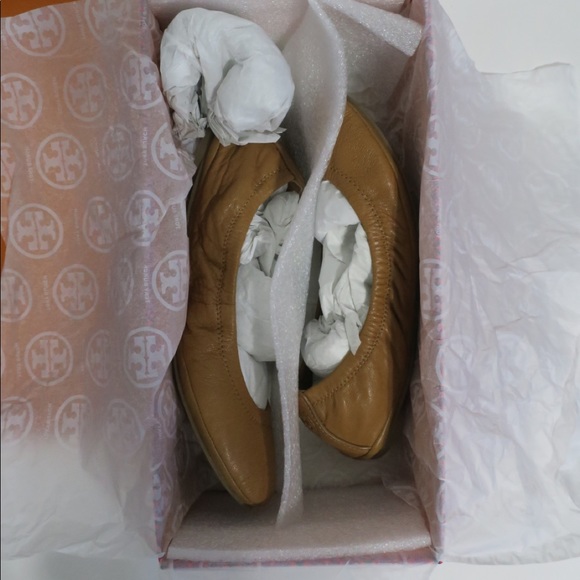 Tory Burch Eddie Ballet Flat - Picture 2 of 8